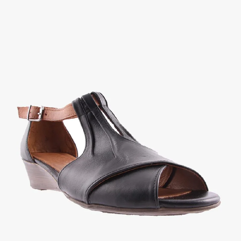 Versatile and adaptable women's shoes for every occasionPOPPY BLACK/TAN