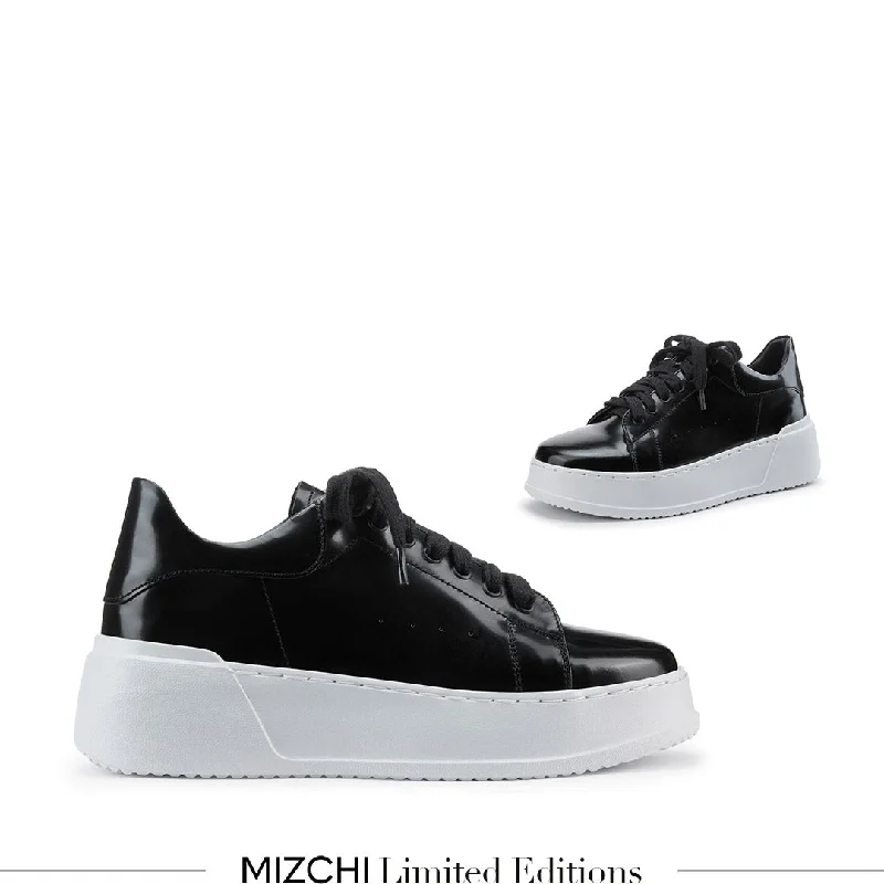 Practical and functional women's footwear solutions*RYKER BLACK - leather sneaker