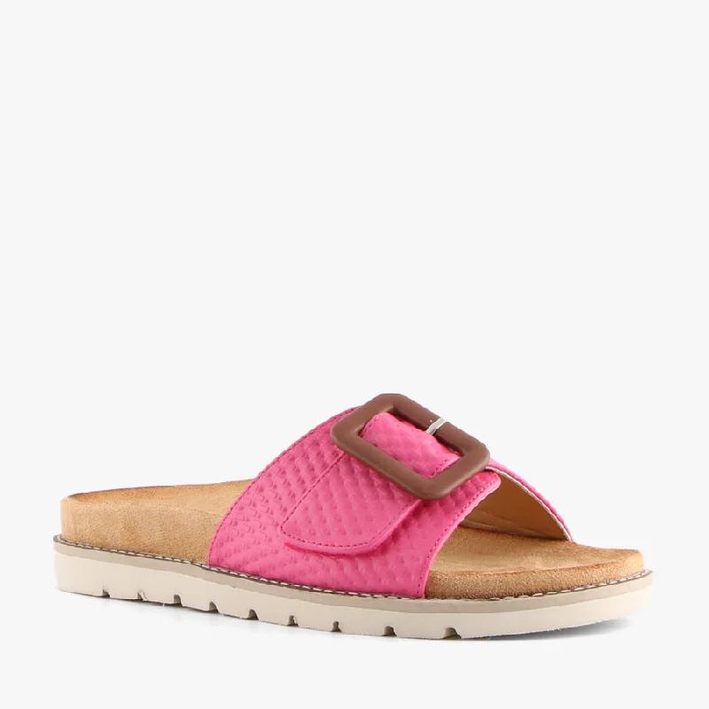 Comfy and cozy women's shoes for loungingSARAI FUSCHIA