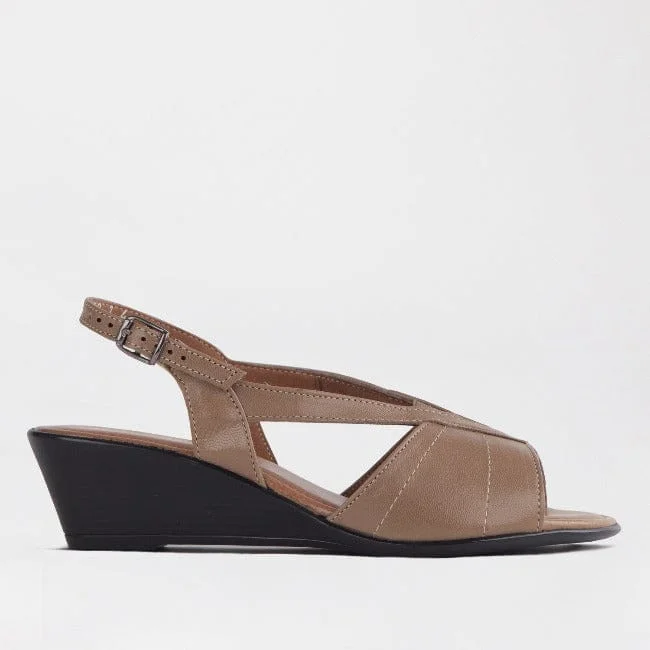 Stylish and supportive women's shoes for plantar fasciitisSlingback Wedge Sandal in Stone - 12393 Stylish and supportive women's shoes for plantar fasciitisSlingback Wedge Sandal in Stone - 12393