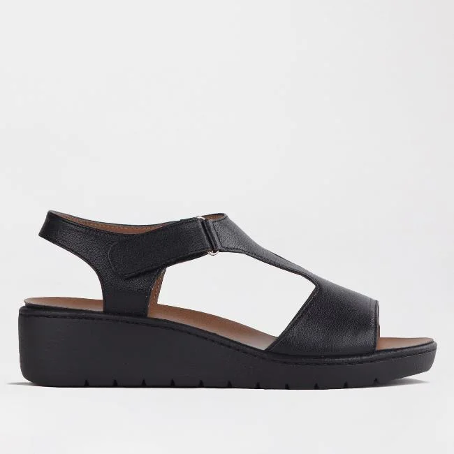 Versatile and chic women's shoes for everyday eleganceT-Bar Wedge Sandal with Removable Footbed Black - 12666 Versatile and chic women's shoes for everyday eleganceT-Bar Wedge Sandal with Removable Footbed Black - 12666