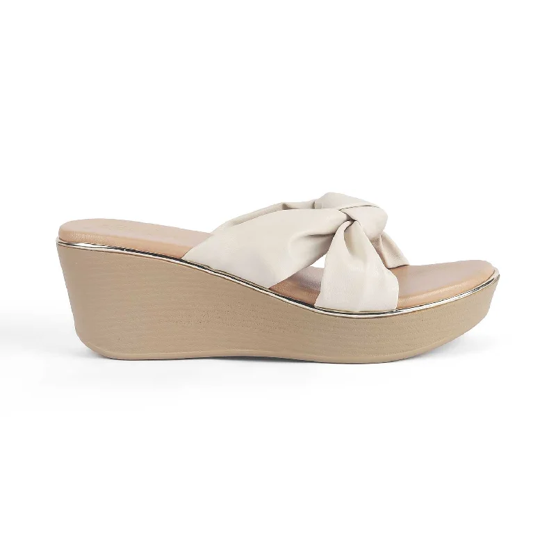 Versatile and stylish women's shoes for all occasions and seasonsTresmode Sof Cream Women's Dress Wedge Heel Sandals