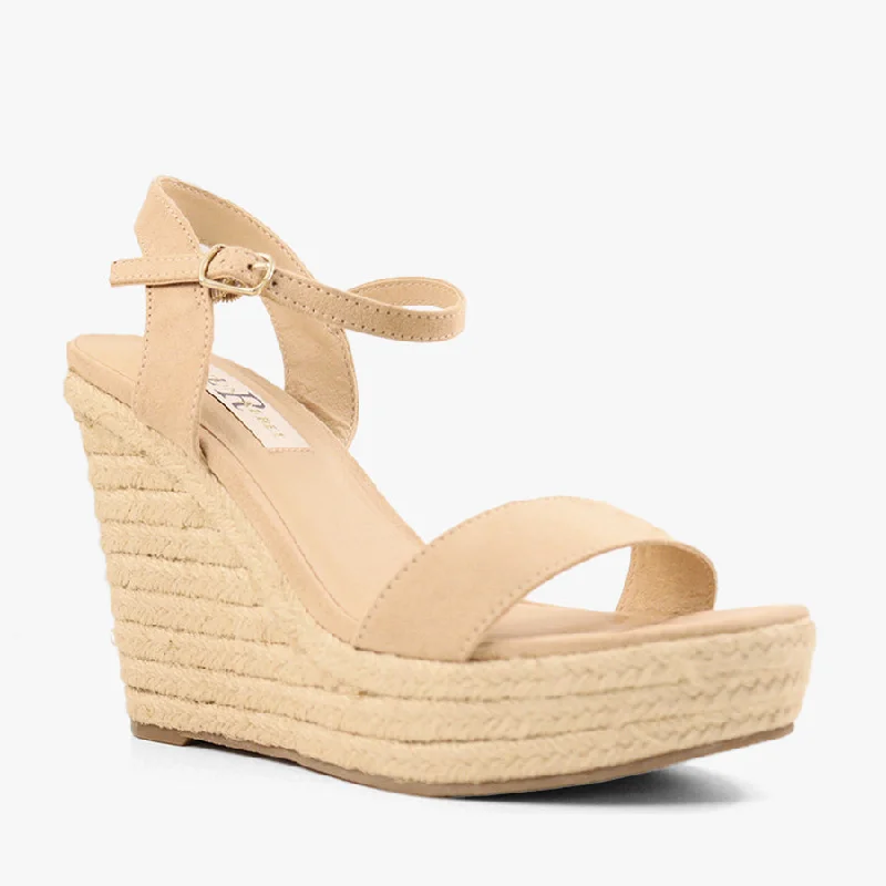 Stylish and affordable women's shoesVAMOS NUDE SUEDE