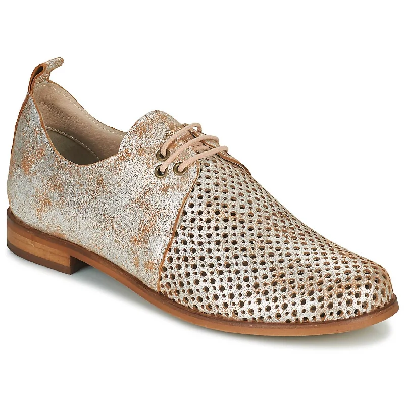Versatile and stylish women's shoes for city walksWomen's Filmm Shoes In Silver