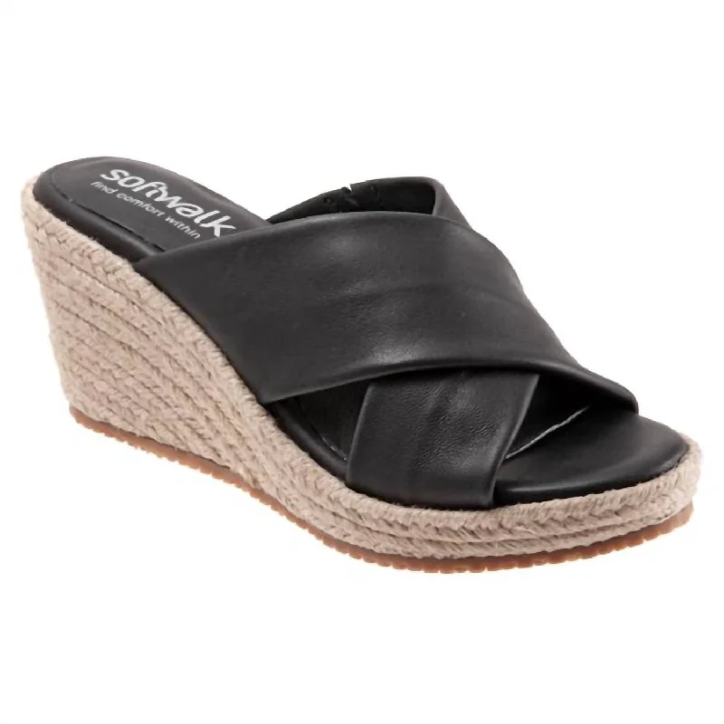 Feminine and romantic women's shoe designsWomen's Halsey Wedge In Black Leather