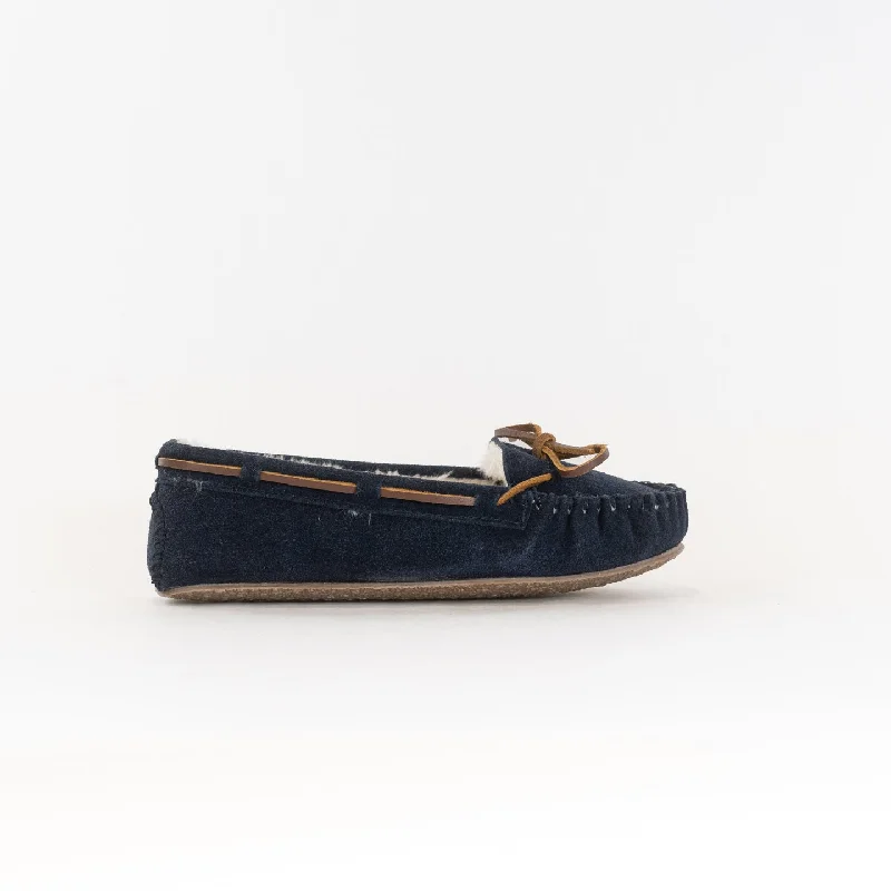 Elegant and sophisticated women's shoes for opera nightsMinnetonka Cally (Women's) - Navy Elegant and sophisticated women's shoes for opera nightsMinnetonka Cally (Women's) - Navy