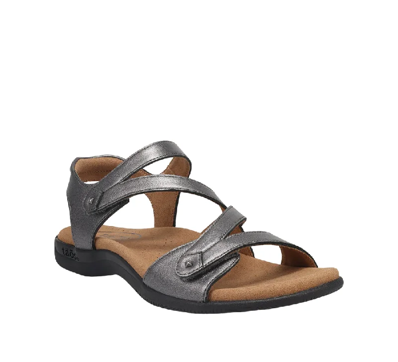Durable and stylish women's shoes for outdoor activitiesBig Time Pewter