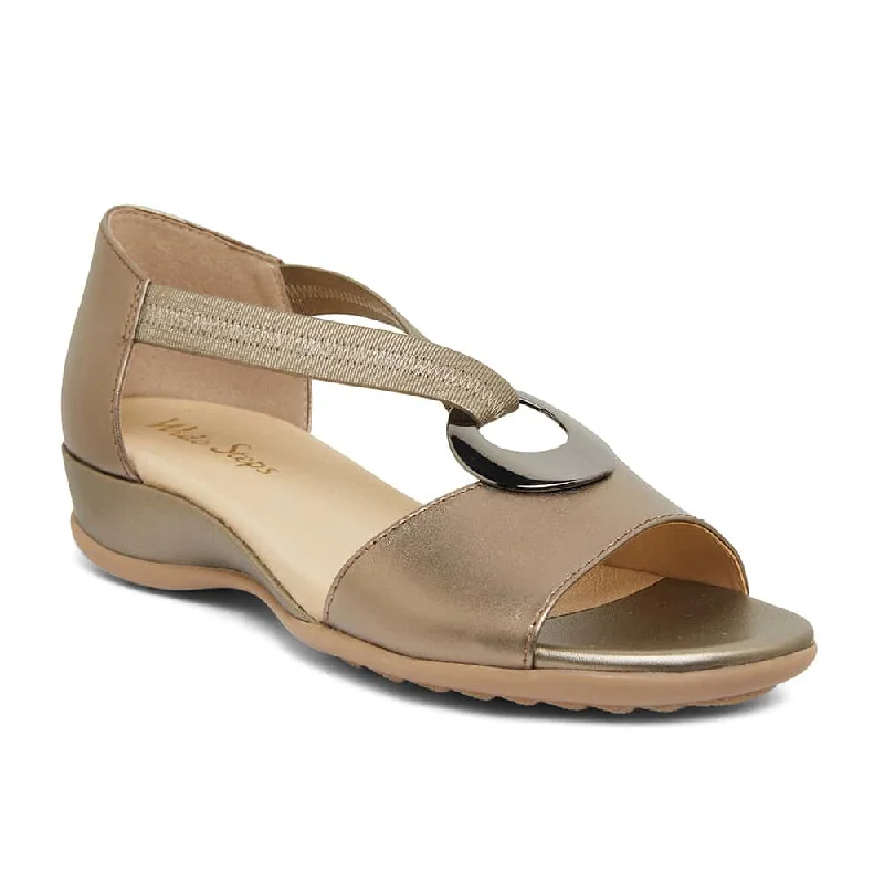 Elegant and sophisticated women's shoe stylesCaroline Sandal in Pewter Leather