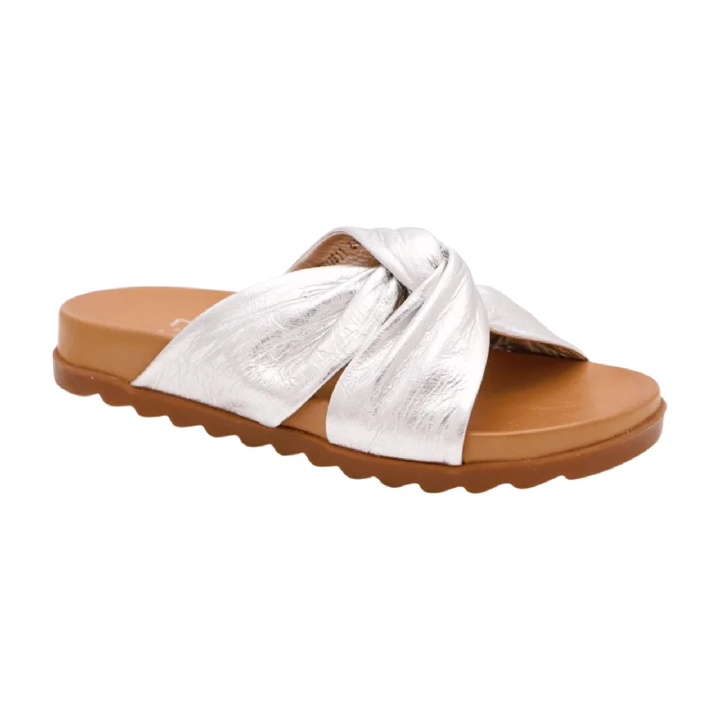 Practical and functional women's footwear solutionsFabucci Silver Knot Slider Sandal Practical and functional women's footwear solutionsFabucci Silver Knot Slider Sandal
