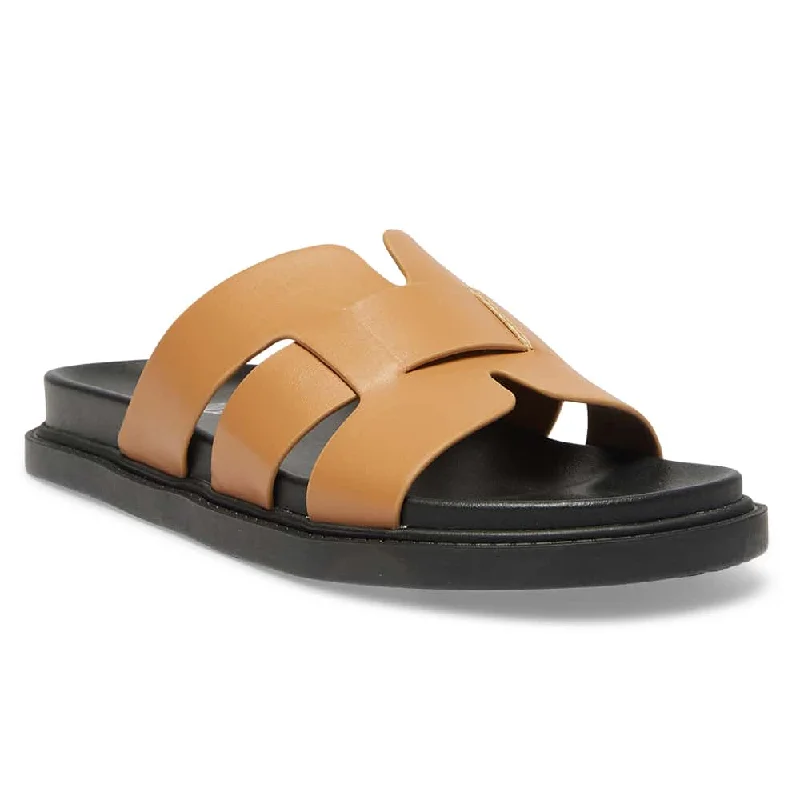 Bold and statement-making women's shoes for the bold and beautifulFelton Slide in Tan Smooth