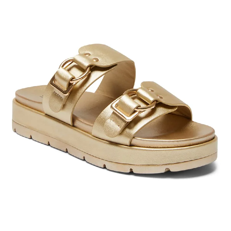 Elegant and sophisticated women's shoes for elegant eveningsFiction Slide in Soft Gold Smooth