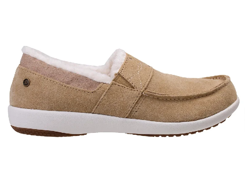 Elegant and sophisticated women's shoes for elegant eveningsFiesta Cozier Slipper