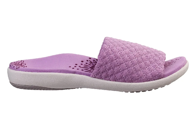 Bold and striking women's shoe fashionsHanna Slide Seasonal