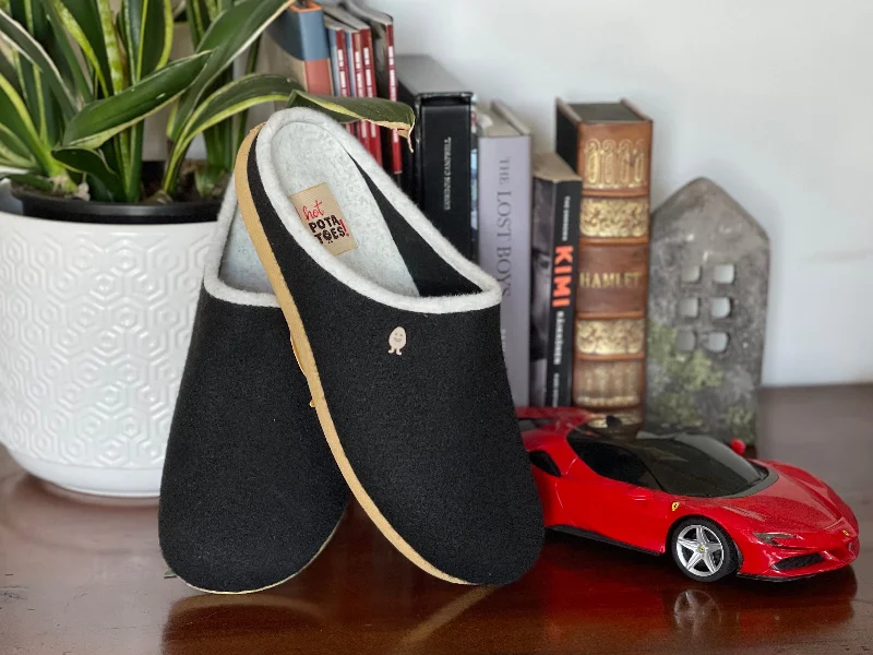 Stylish and affordable women's shoesHot Potatoes Labinsk Men's