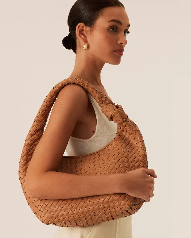 Versatile and stylish women's shoes for all occasions and seasonsKENYA SHOULDER BAG - DESERT