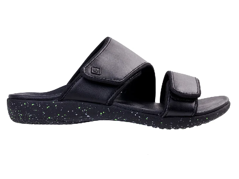Fashion-forward and trendy women's shoe stylesKholo Nuevo Speckled
