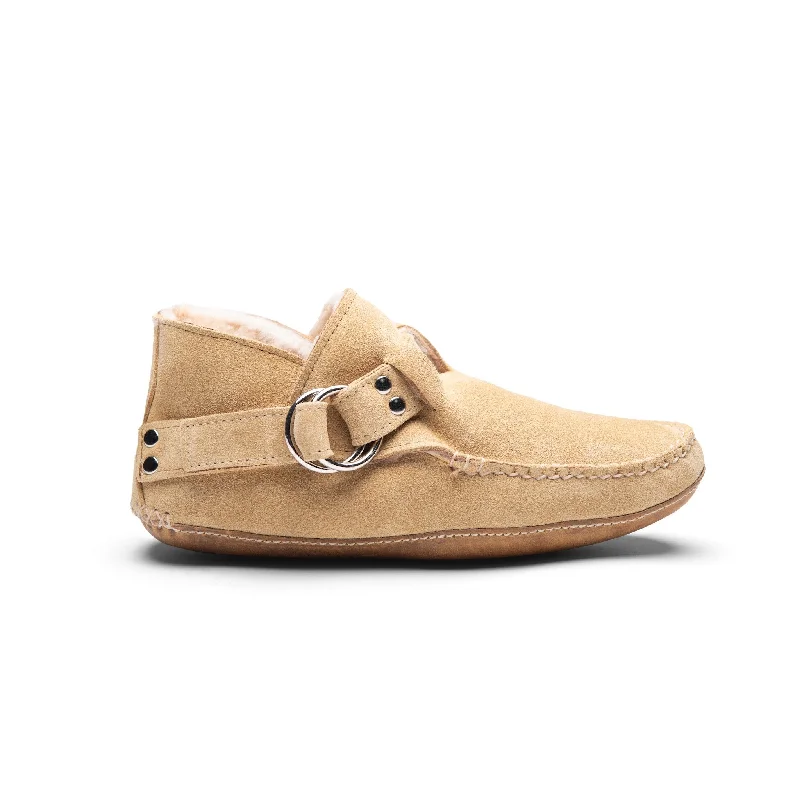 Warm and cozy women's shoes for winterKKB Original Ring Boot - Sand Suede Shearling Lined