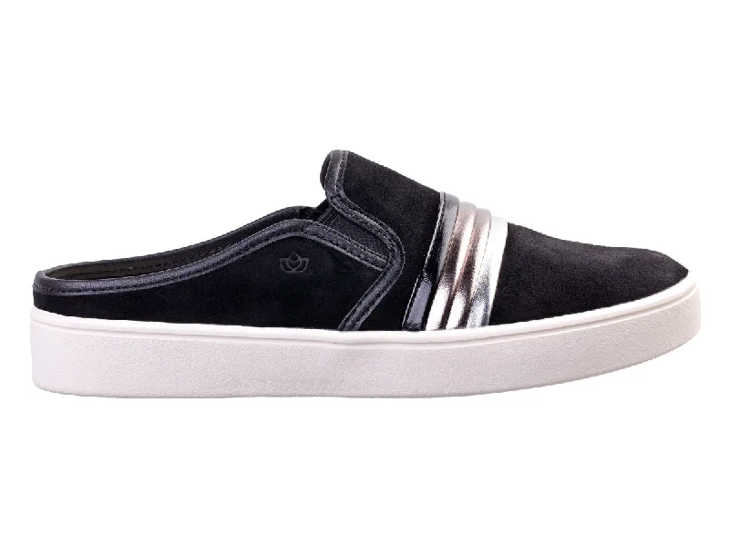 Practical and stylish women's shoes for travelSt. Barts Slide