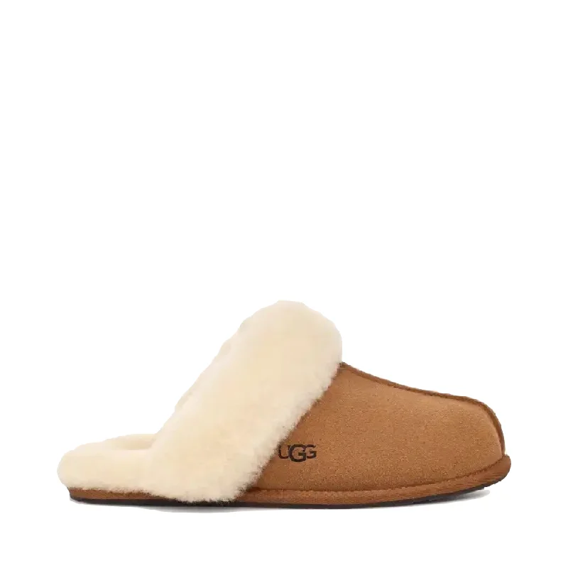 Elegant and sophisticated women's shoes for dinner datesUGG Women's Scuffette II Slipper in Chestnut Elegant and sophisticated women's shoes for dinner datesUGG Women's Scuffette II Slipper in Chestnut