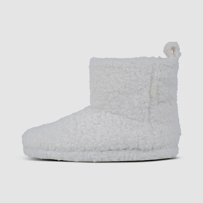 Warm and cozy women's shoes for winterWhite Sherpa Boot
