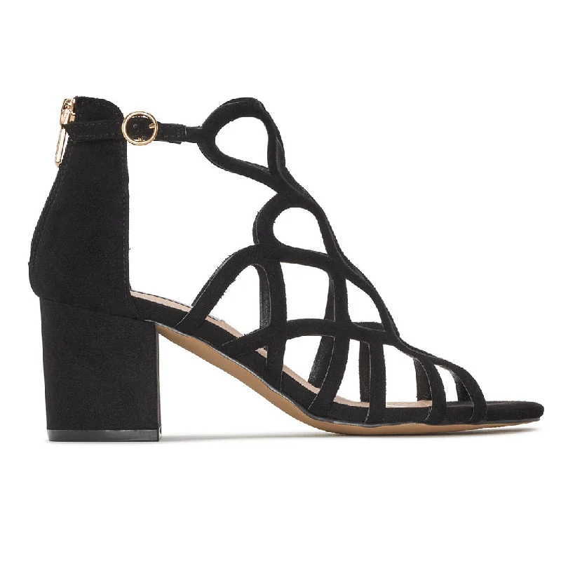 Effortlessly stylish women's shoe choicesSaintly