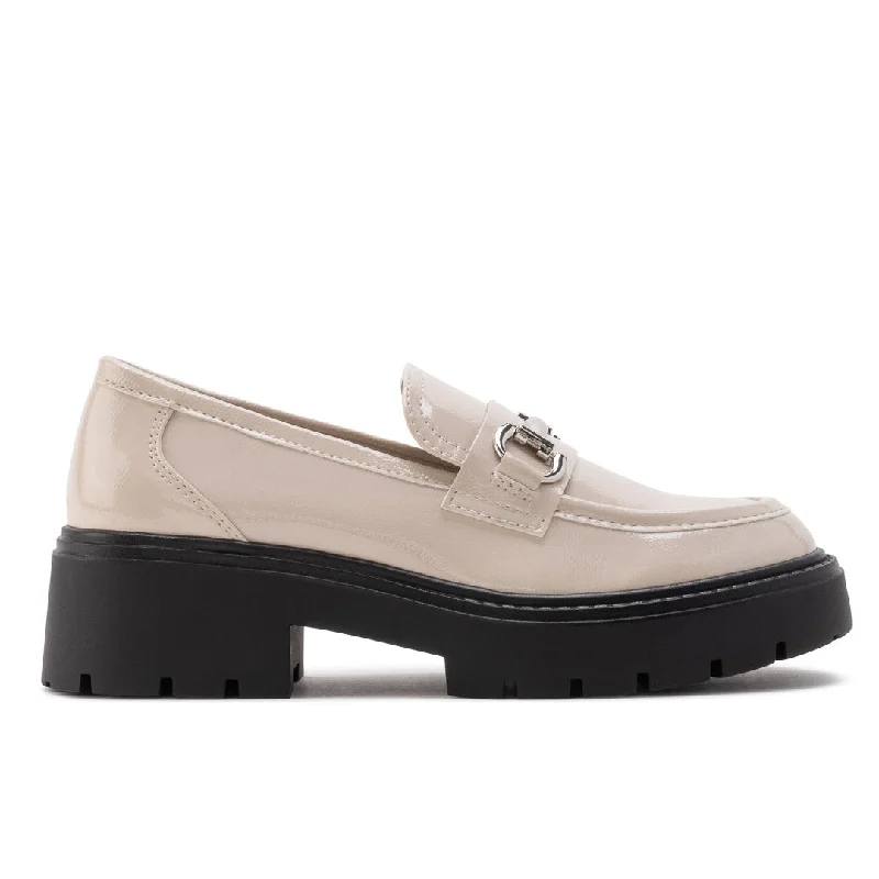 Elegant and classic women's shoes for bridal partiesComete