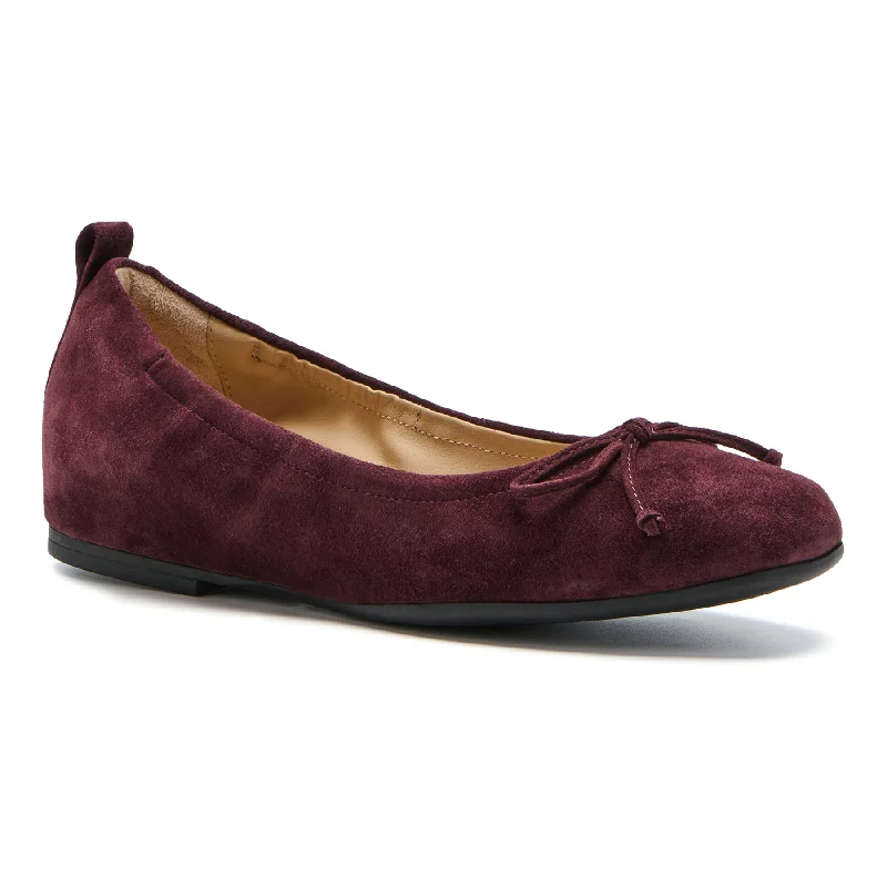 Stunning and glamorous women's shoes for evenings outCadence Bow Metatarsal
