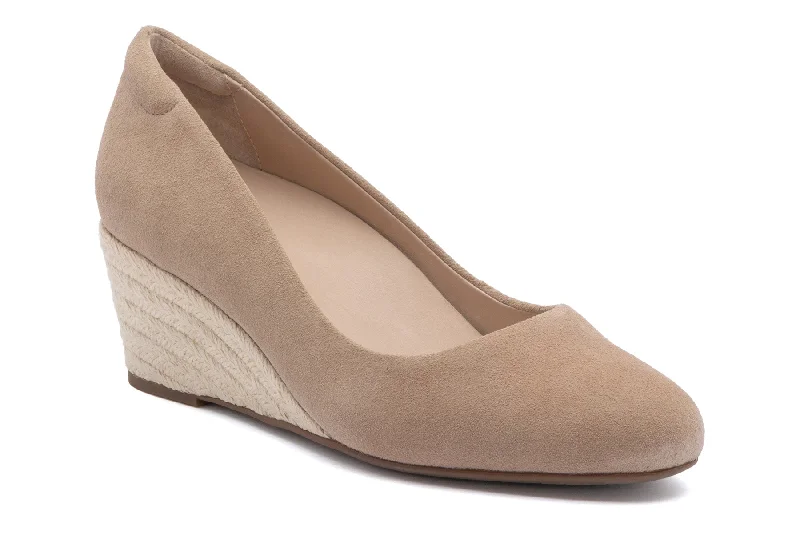 Effortlessly stylish women's shoe choicesVeranda Espadrille