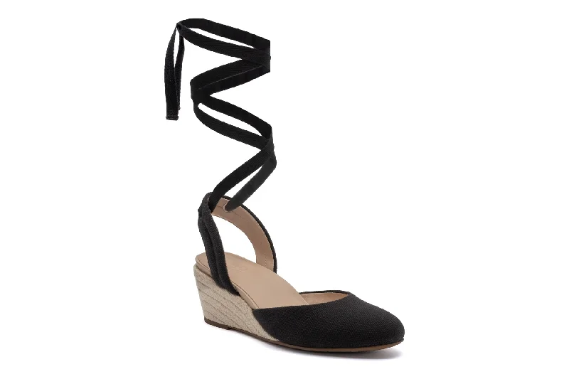 Versatile and chic women's shoes for everyday eleganceVeranda Espadrille Lace