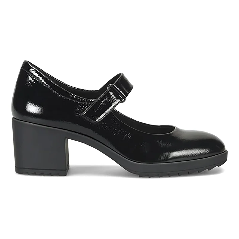 Chic and sophisticated women's footwear for workHayes