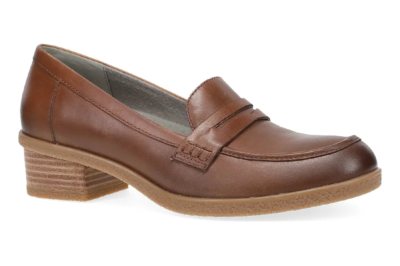 Elegant and sophisticated women's shoes for opera nightsDanica