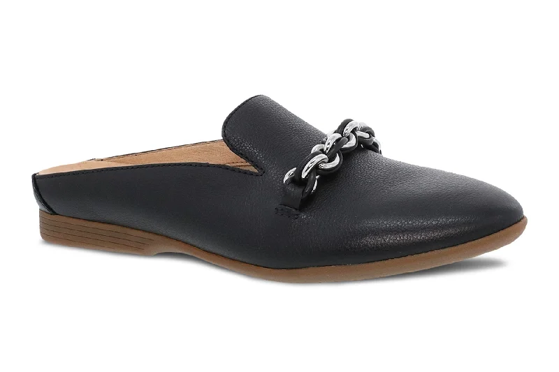 Stunning and eye-catching women's footwearLeora