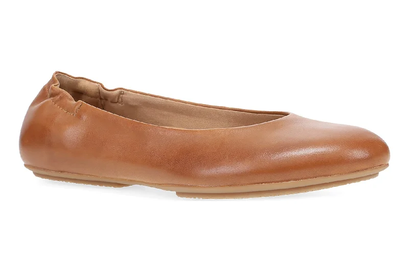 Feminine and dainty women's shoe designsMollie