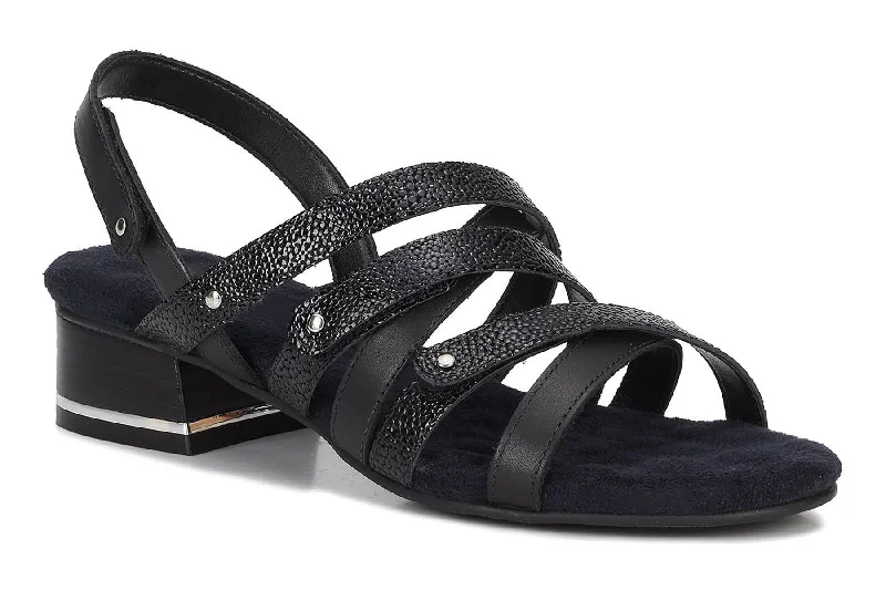 Chic and stylish women's shoes for summerBreeze