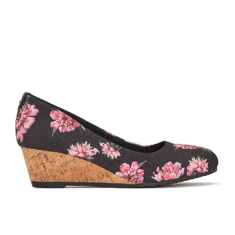 Elegant and sophisticated women's shoes for mature womenSeattle Eco