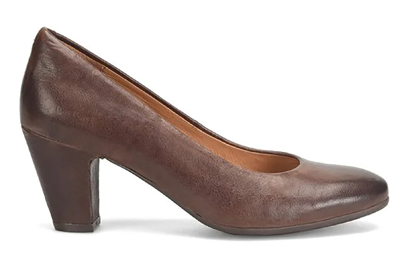 Comfy and stylish women's shoes for flat feetLana