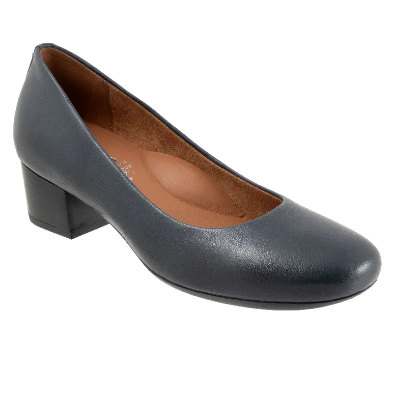 Bold and striking women's shoe fashionsLynn