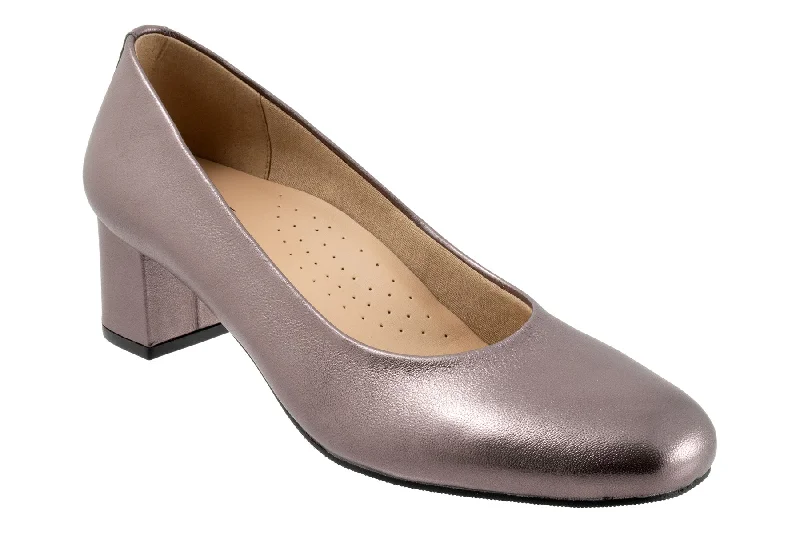 Elegant and sophisticated women's shoes for opera nightsDaria