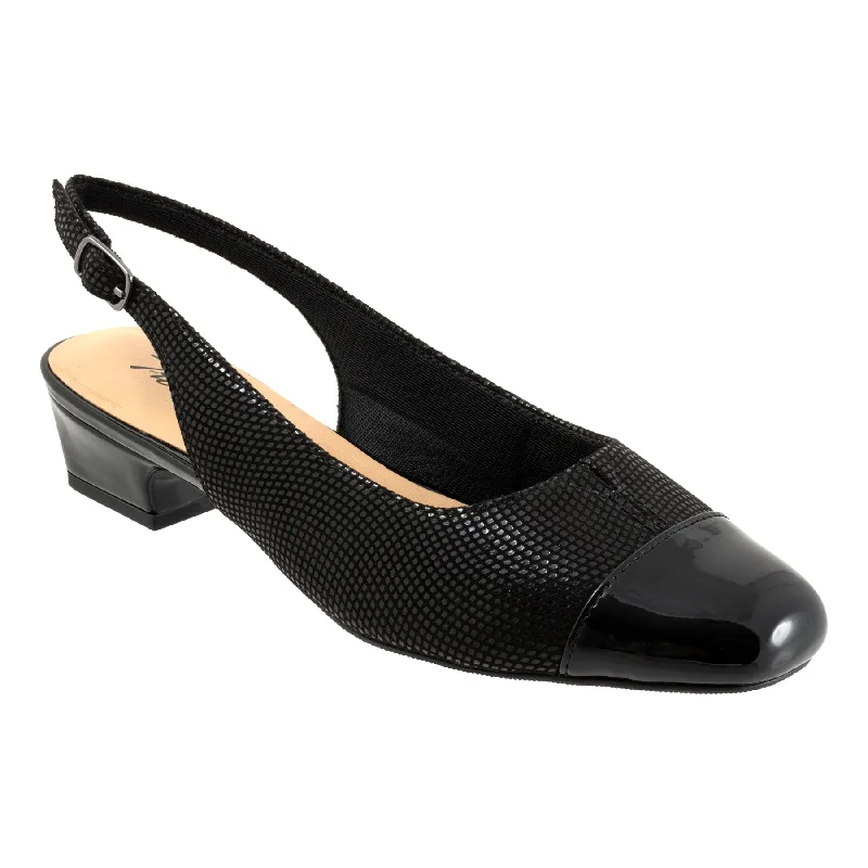 Flattering and stylish women's shoes for wide feetDea